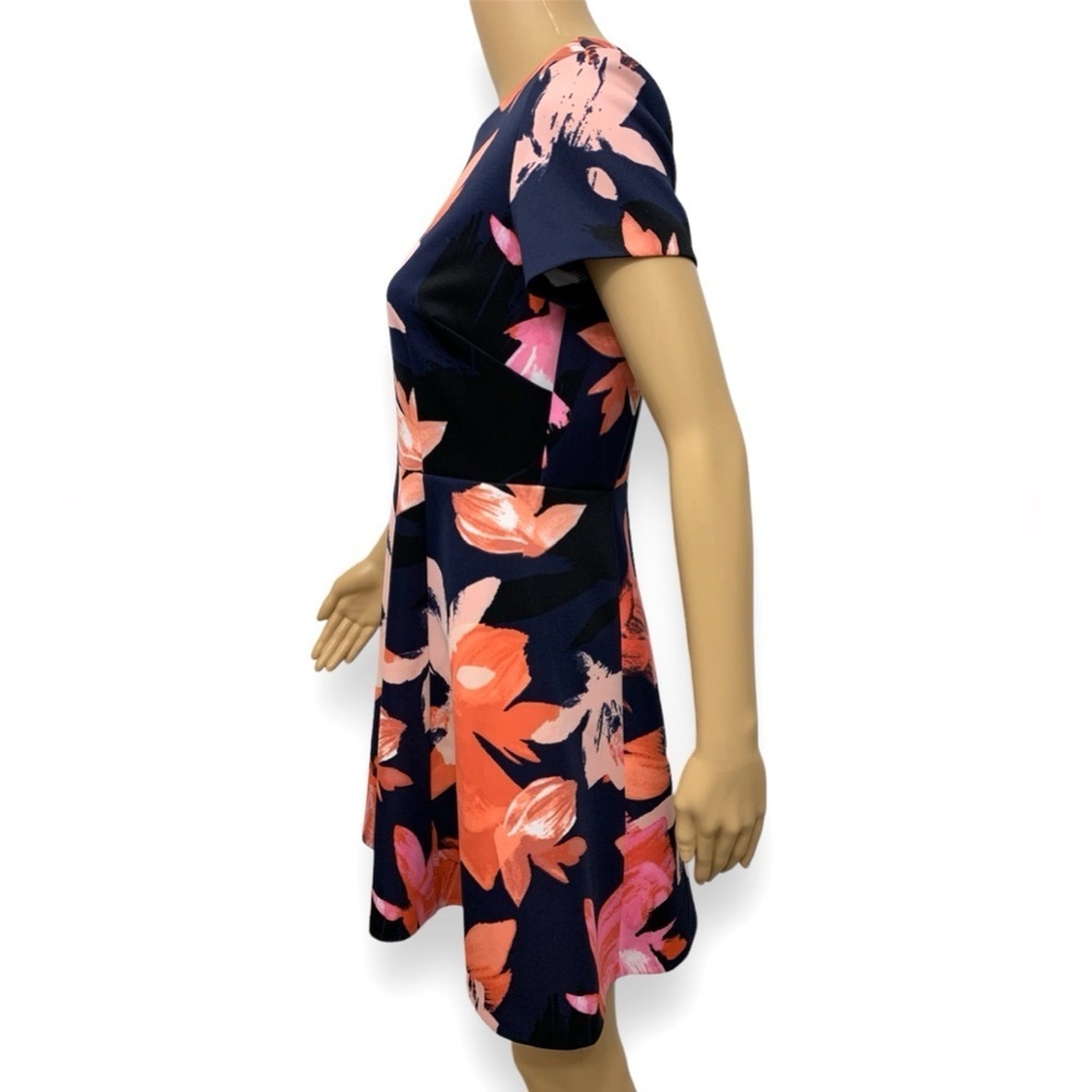 Vince Camuto Coral Pink Floral Flare Cocktail Mini Dress Women’s size 8P - Picture 9 of 12